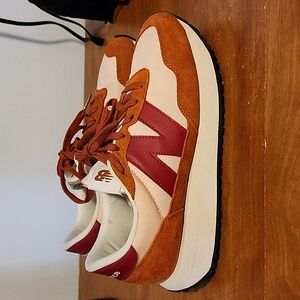 New Balance 237 Sneaker